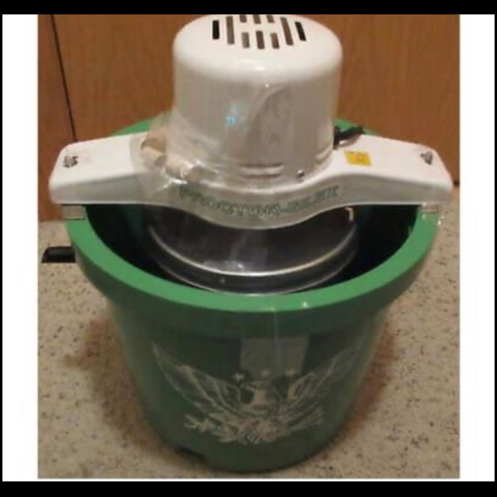 Vintage Proctor-Silex 4Qt Electric Ice Cream Maker